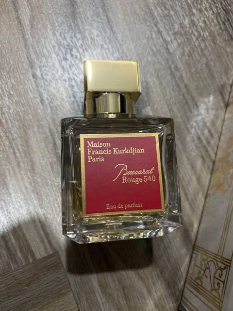Maison Francis Kurkdjian Baccarat Rouge 540 Eau De Parfum 70ml photo review