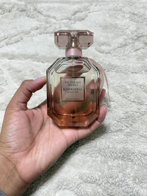 Victoria’s Secret Bombshell Seduction Eau de Parfum For Women 100ml photo review