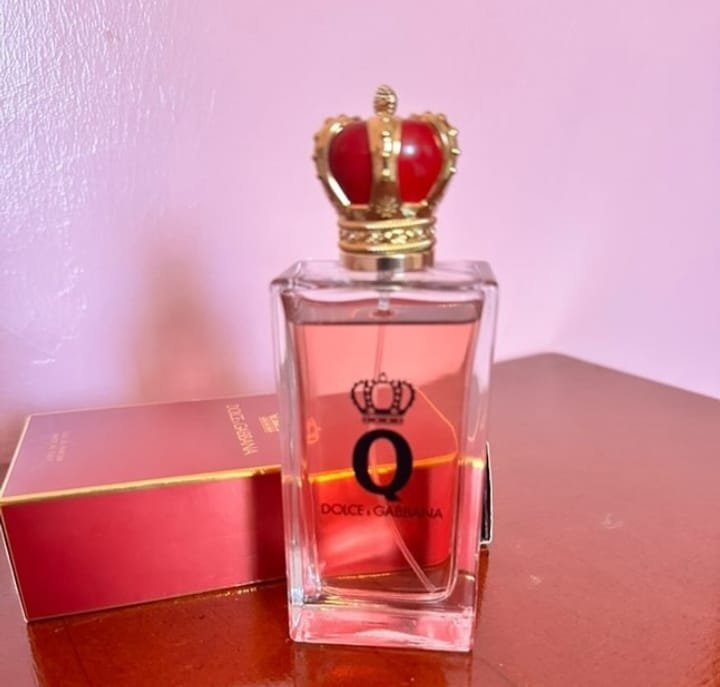 Q By Dolce & Gabbana Eau De Parfum photo review